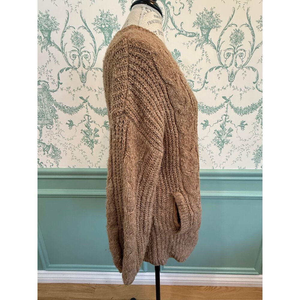 Abercrombie & Fitch Chunky Cable Knit Long Cardigan Sweater Brown Tan - Size M - Picture 3 of 6